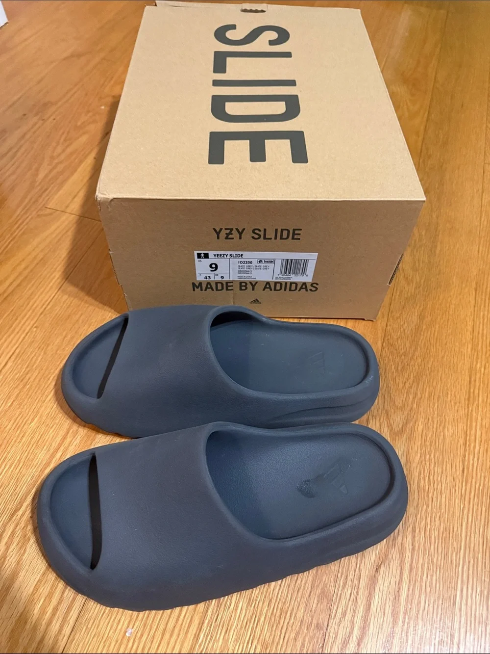 adidas Originals YZY Slide in Gray size 9 with original box